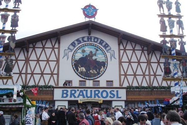 26.-28.-09.2008_Oktoberfest_048.jpg (79139 Bytes)