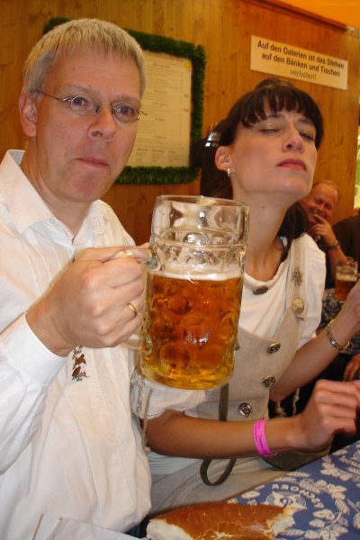 26.-28.-09.2008_Oktoberfest_067.jpg (58609 Bytes)