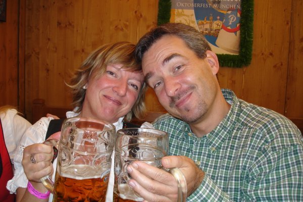 26.-28.-09.2008_Oktoberfest_070.jpg (70750 Bytes)