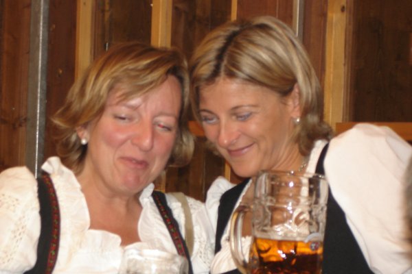 26.-28.-09.2008_Oktoberfest_113.jpg (47529 Bytes)
